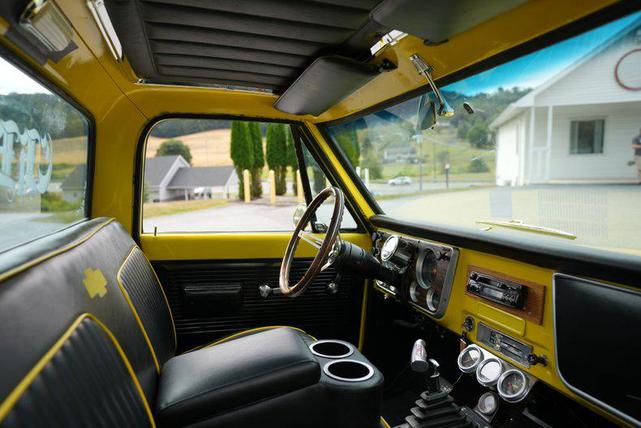 Photo of 1967 Yellow Chevrolet C10/K10
