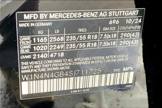 Photo of 2025 Black Mercedes-Benz GLA 250