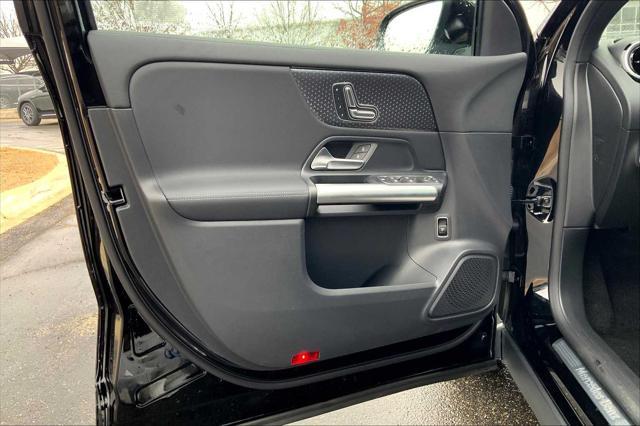 Photo of 2025 Black Mercedes-Benz GLA 250