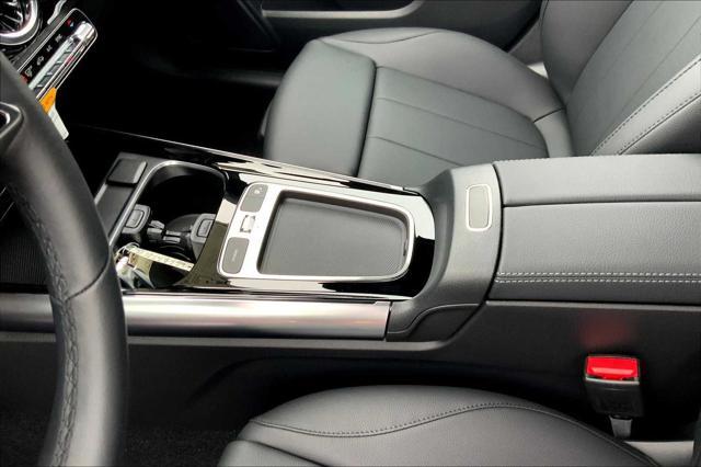 Photo of 2025 Black Mercedes-Benz GLA 250