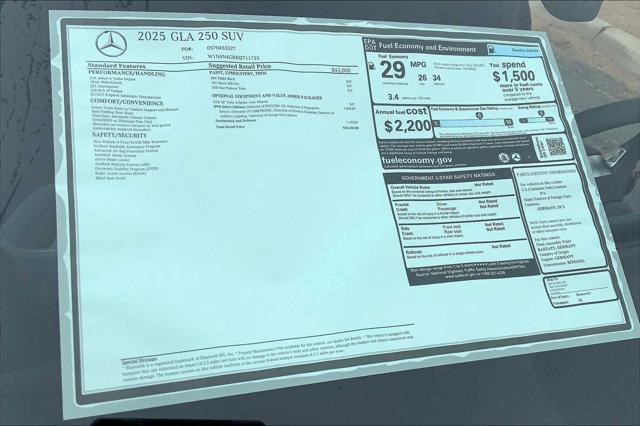 Photo of 2025 Black Mercedes-Benz GLA 250