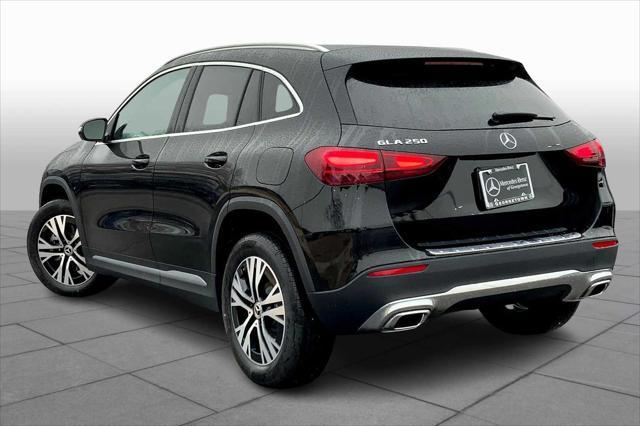 Photo of 2025 Black Mercedes-Benz GLA 250