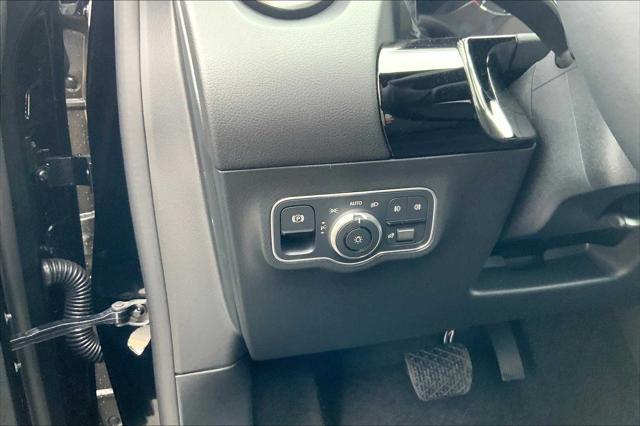 Photo of 2025 Black Mercedes-Benz GLA 250
