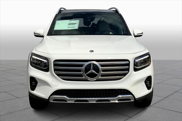 Photo of 2025 White Mercedes-Benz GLB 250