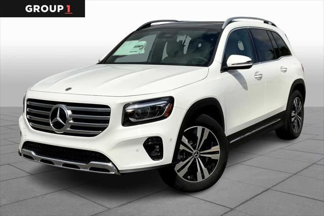 Photo of 2025 White Mercedes-Benz GLB 250