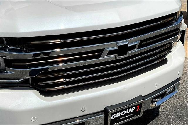 Photo of 2019 Iridescent Pearl Tricoat Chevrolet Silverado 1500