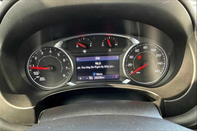 Photo of 2022 Summit White GMC Terrain