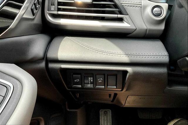 Photo of 2020 Ice Silver Metallic Subaru Outback