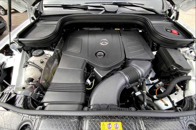 Photo of 2025 White Mercedes-Benz GLE 350