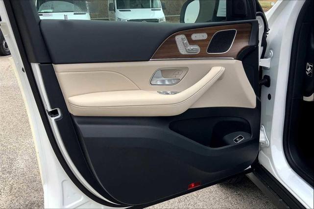 Photo of 2025 White Mercedes-Benz GLE 350