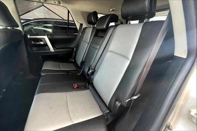 Photo of 2022 Classic Silver Metallic Toyota 4Runner