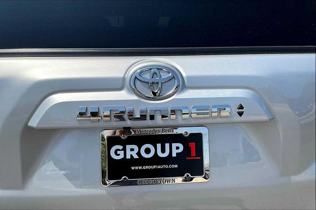 Photo of 2022 Classic Silver Metallic Toyota 4Runner