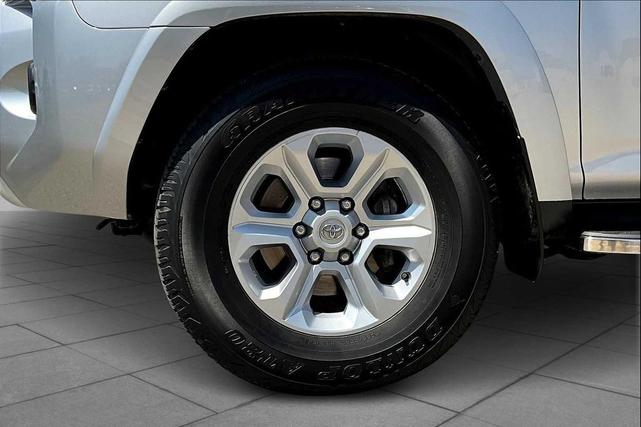 Photo of 2022 Classic Silver Metallic Toyota 4Runner