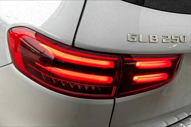 Photo of 2025 Cirrus Silver Metallic Mercedes-Benz GLB 250