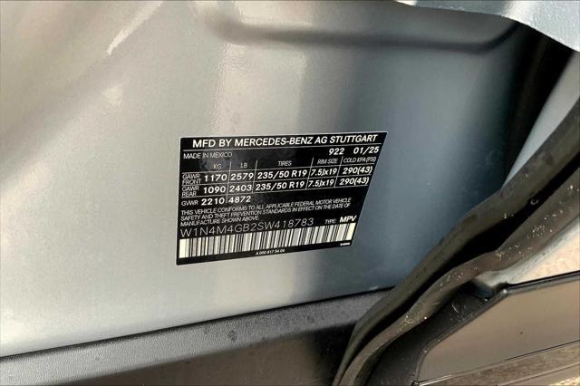 Photo of 2025 Cirrus Silver Metallic Mercedes-Benz GLB 250
