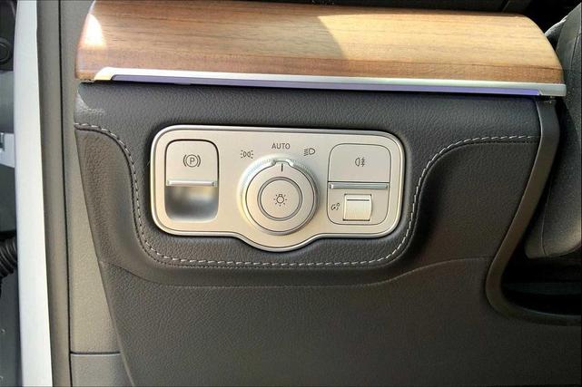 Photo of 2025 Cirrus Silver Metallic Mercedes-Benz GLE 350