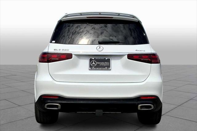 Photo of 2025 White Mercedes-Benz GLS 580
