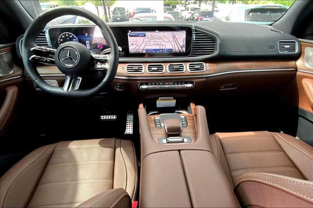 Photo of 2025 White Mercedes-Benz GLS 580