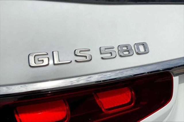 Photo of 2025 White Mercedes-Benz GLS 580