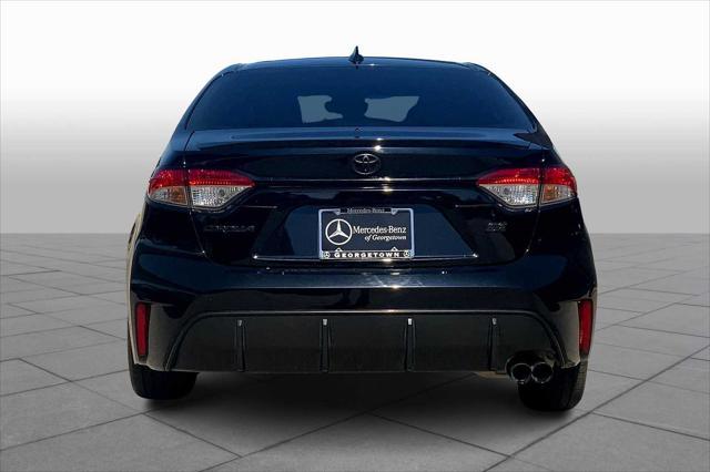 Photo of 2023 Midnight Black Metallic Toyota Corolla