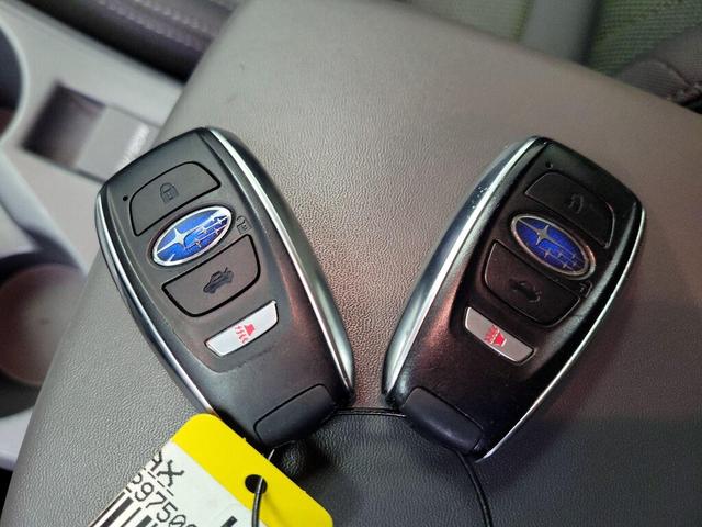 Photo of 2024 White Subaru Crosstrek