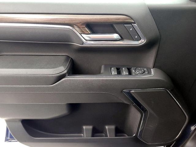 Photo of 2023 Blue Chevrolet Silverado 1500