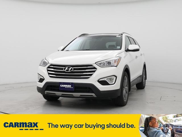 Photo of 2016 White Hyundai SANTA FE
