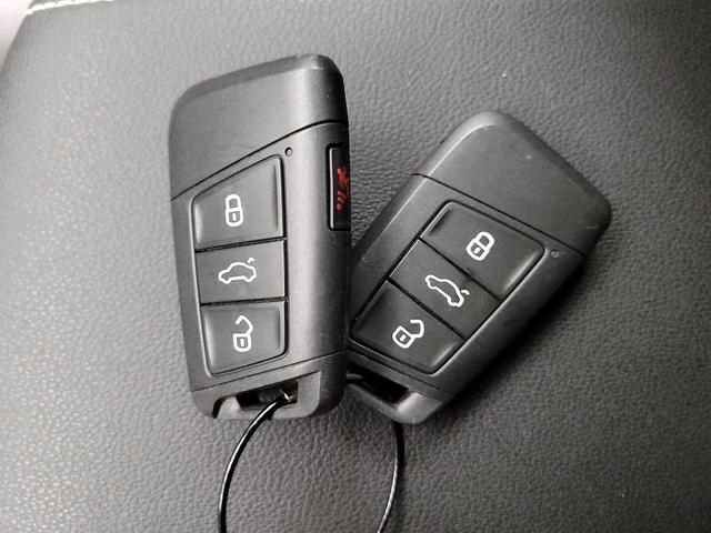 Photo of 2024 Blue Volkswagen Taos