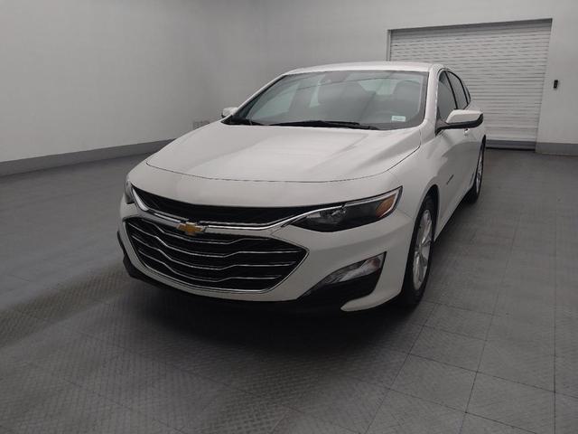 Photo of 2023 Summit White Chevrolet Malibu