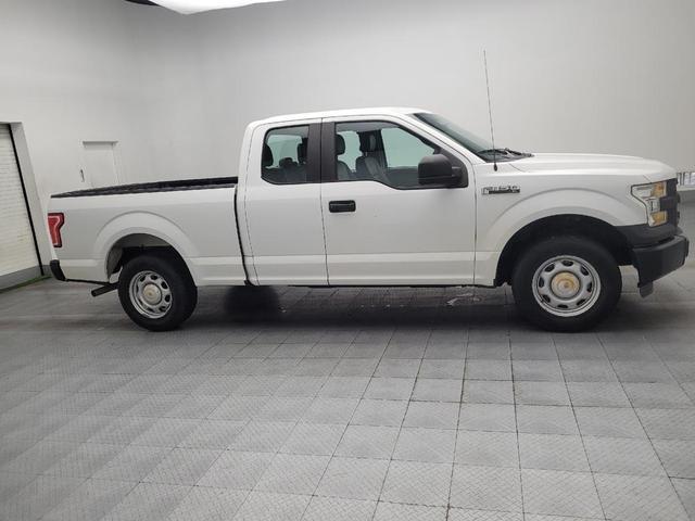 Photo of 2015 Oxford White Ford F-150