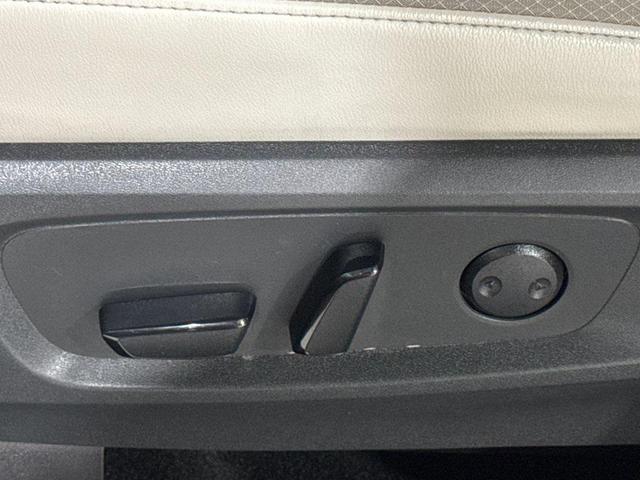 Photo of 2022 Gun Metallic Nissan Pathfinder
