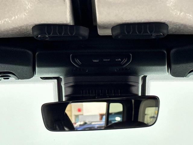 Photo of 2019 Black Clearcoat Jeep Wrangler Unlimited