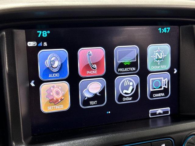 Photo of 2018 Summit White Chevrolet Colorado