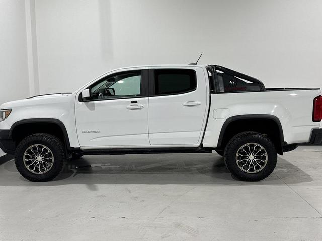 Photo of 2018 Summit White Chevrolet Colorado
