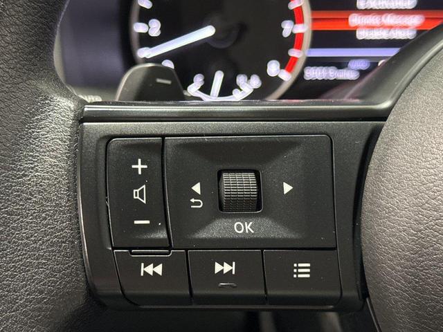 Photo of 2023 Super Black Nissan Rogue