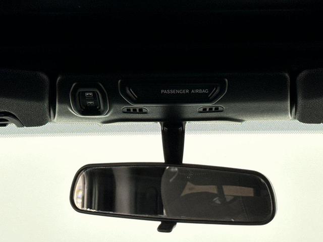 Photo of 2019 Granite Crystal Metallic Clearcoat Jeep Wrangler Unlimited