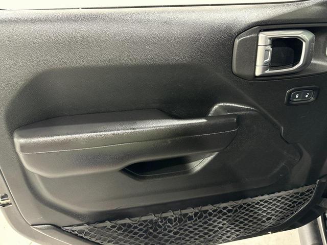 Photo of 2019 Granite Crystal Metallic Clearcoat Jeep Wrangler Unlimited