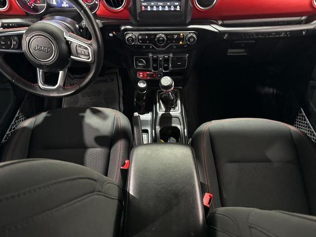 Photo of 2019 Granite Crystal Metallic Clearcoat Jeep Wrangler Unlimited