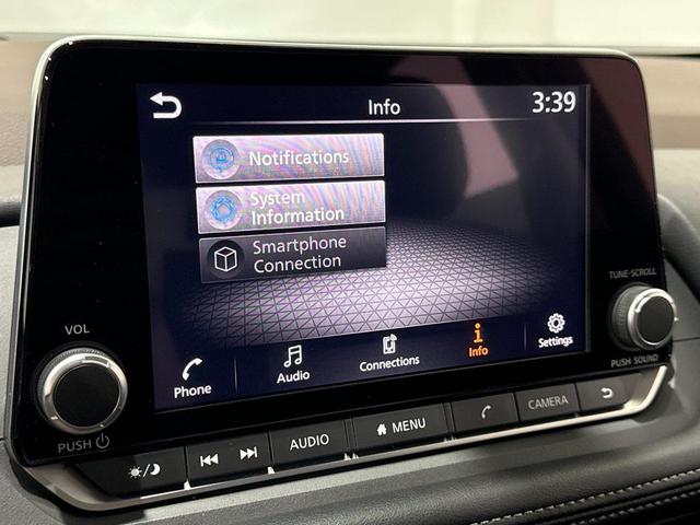 Photo of 2023 Super Black Nissan Rogue