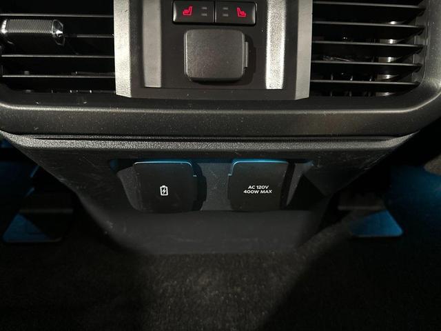 Photo of 2022 Agate Black Metallic Ford F-150