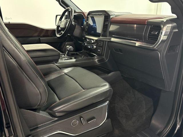 Photo of 2022 Agate Black Metallic Ford F-150