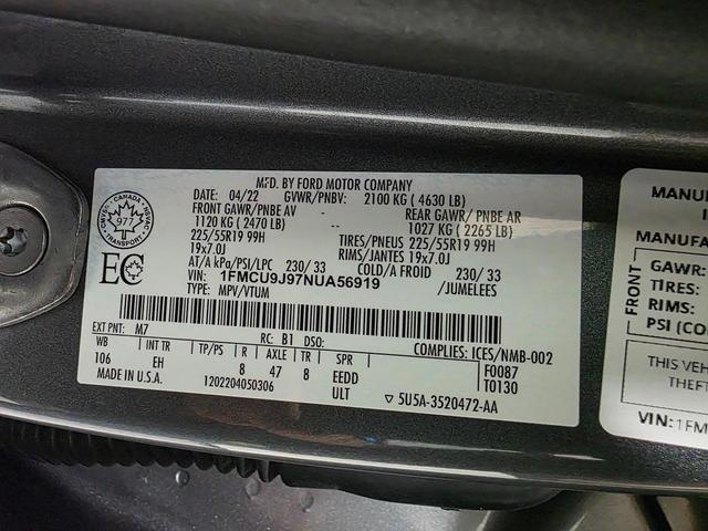 Photo of 2022 Carbonized Gray Metallic Ford Escape