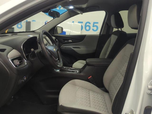 Photo of 2023 Summit White Chevrolet Equinox