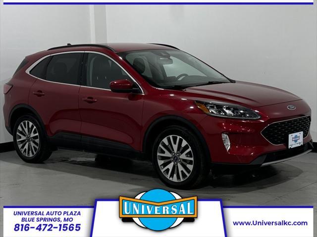Photo of 2021 Rapid Red Metallic Tinted Clearcoat Ford Escape