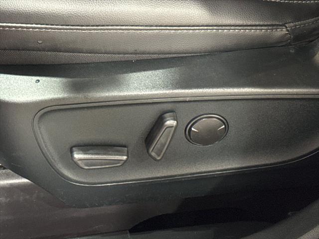 Photo of 2021 Rapid Red Metallic Tinted Clearcoat Ford Escape