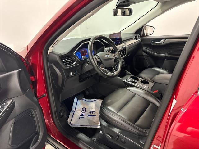 Photo of 2021 Rapid Red Metallic Tinted Clearcoat Ford Escape