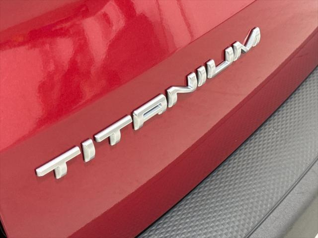 Photo of 2021 Rapid Red Metallic Tinted Clearcoat Ford Escape