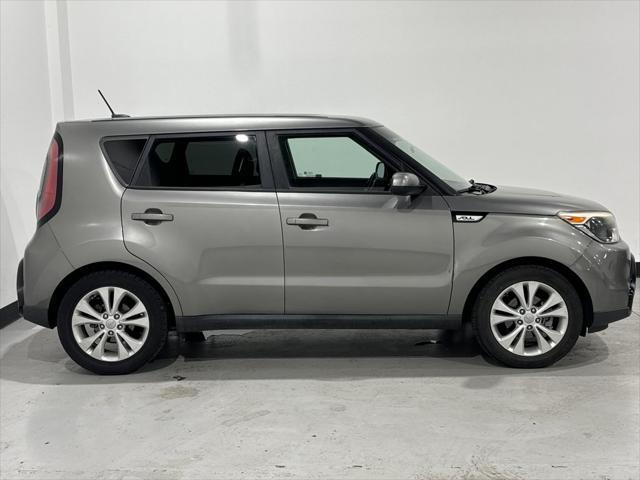 Photo of 2016 Titanium Gray Kia Soul