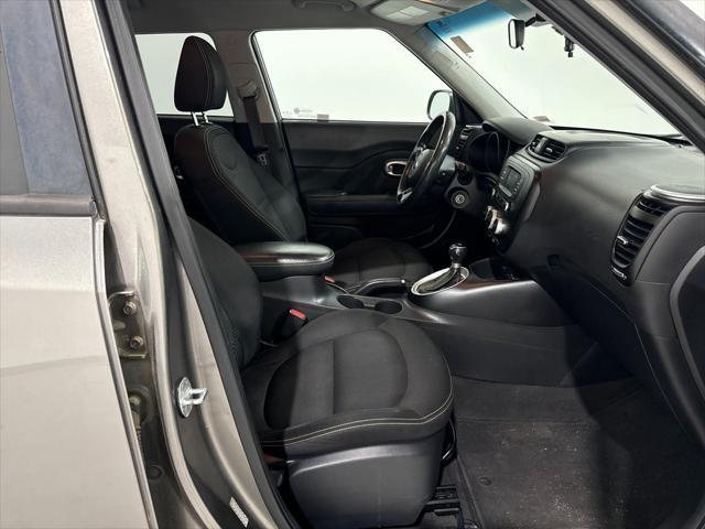 Photo of 2016 Titanium Gray Kia Soul