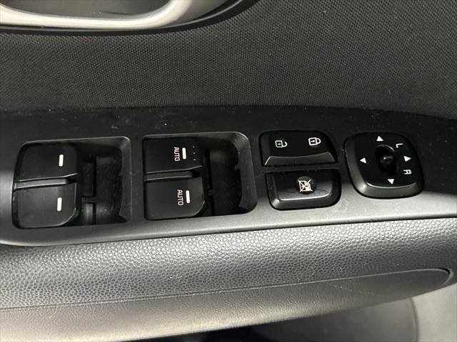 Photo of 2016 Titanium Gray Kia Soul